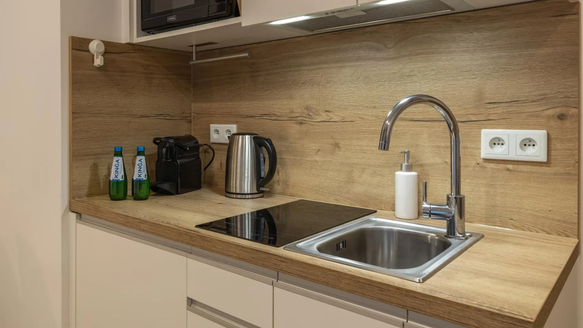Apartament Pod Zurawiem Chmielna 110 By Alqueen Apartments Gdańsk
